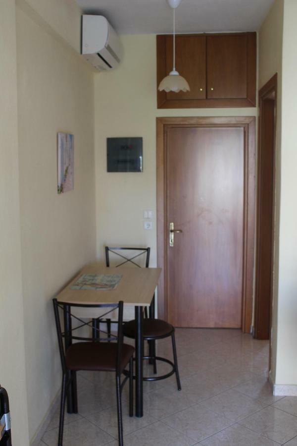 Paralia Ofriniou Gr Sunrise Apartments 3 외부 사진